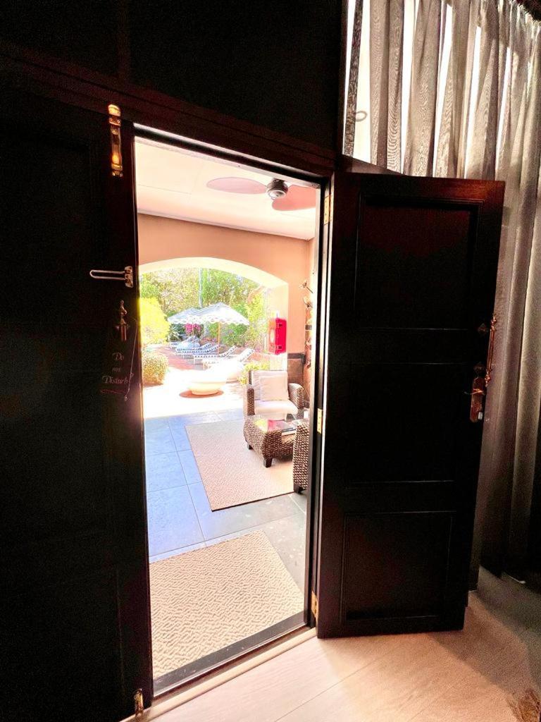 Forty 4 On Hoog ポロクワネ エクステリア 写真